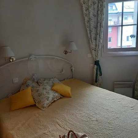2 Pieces St Gervais Apartment